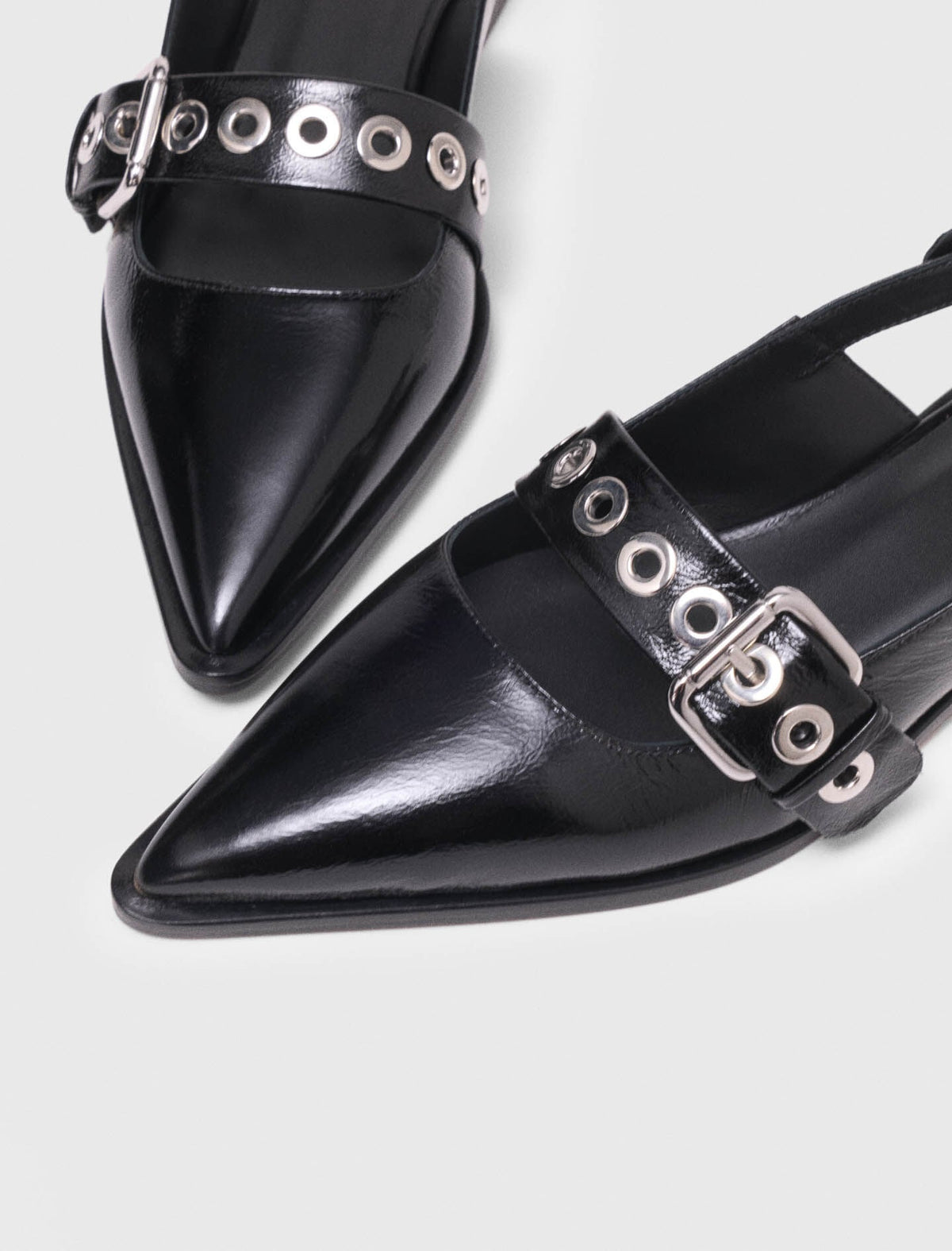 Flat leather strap slingbacks | Maje
