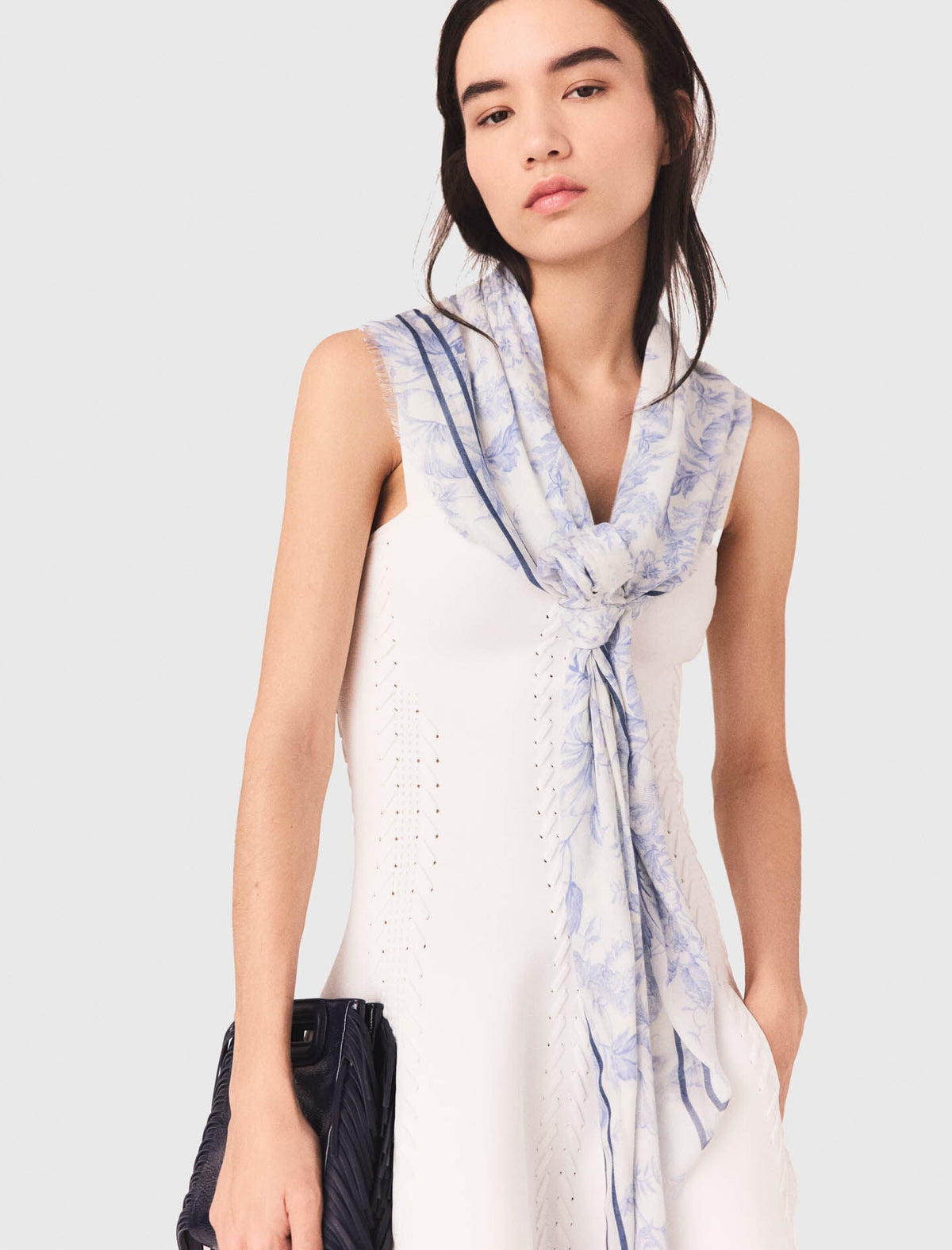 Floral print wool blend shawl | Maje