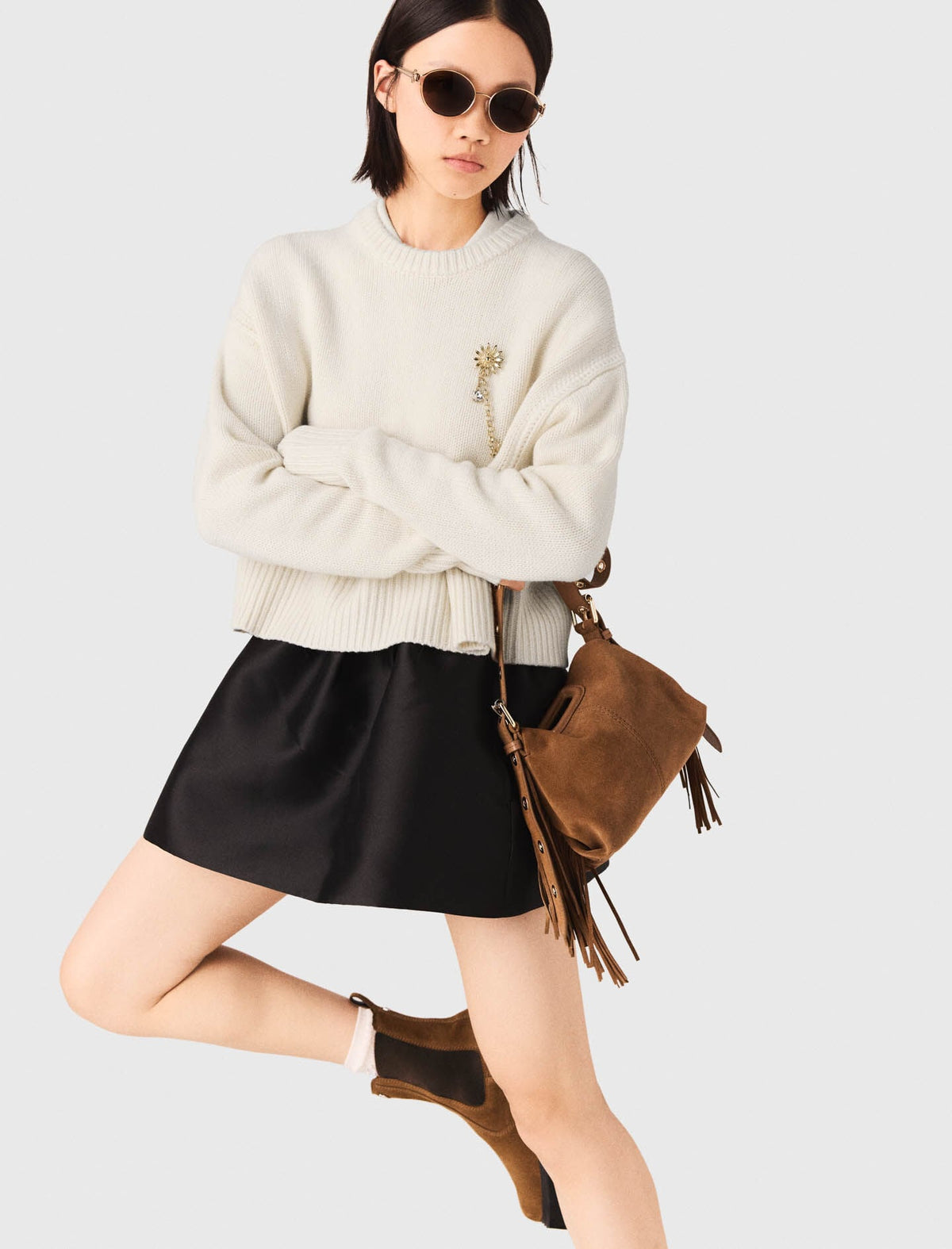 Sweater with floral brooch | Maje