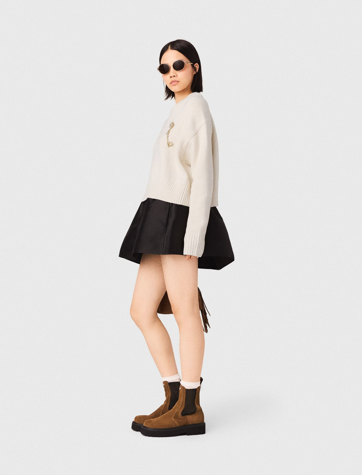 Sweater with floral brooch | Maje