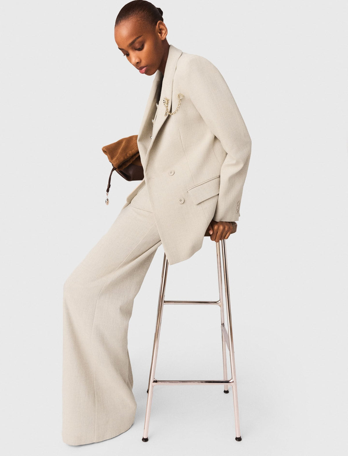 Suit jacket with brooch | Maje