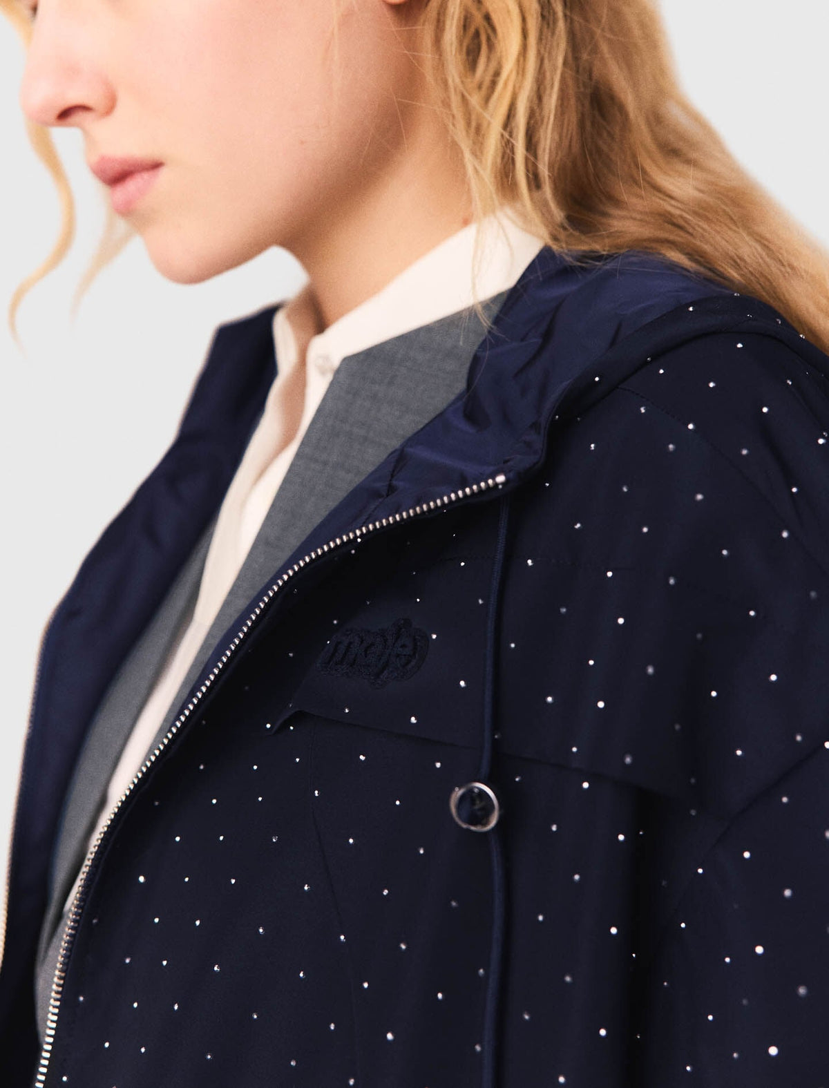 Hooded windbreaker with rhinestones | Maje