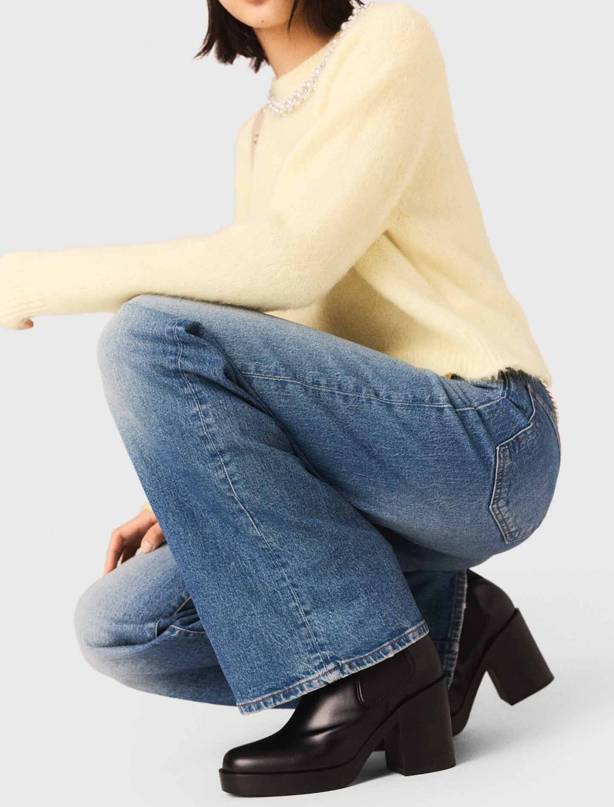 Jeans with chain-link belt | Maje