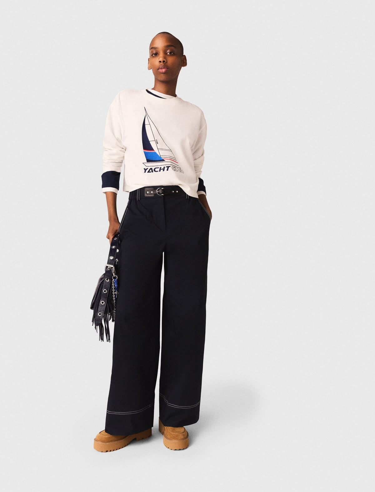 Cotton trousers with leather belt | Maje
