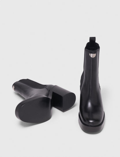 Heeled leather chelsea boot | Maje
