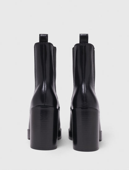 Heeled leather chelsea boot | Maje