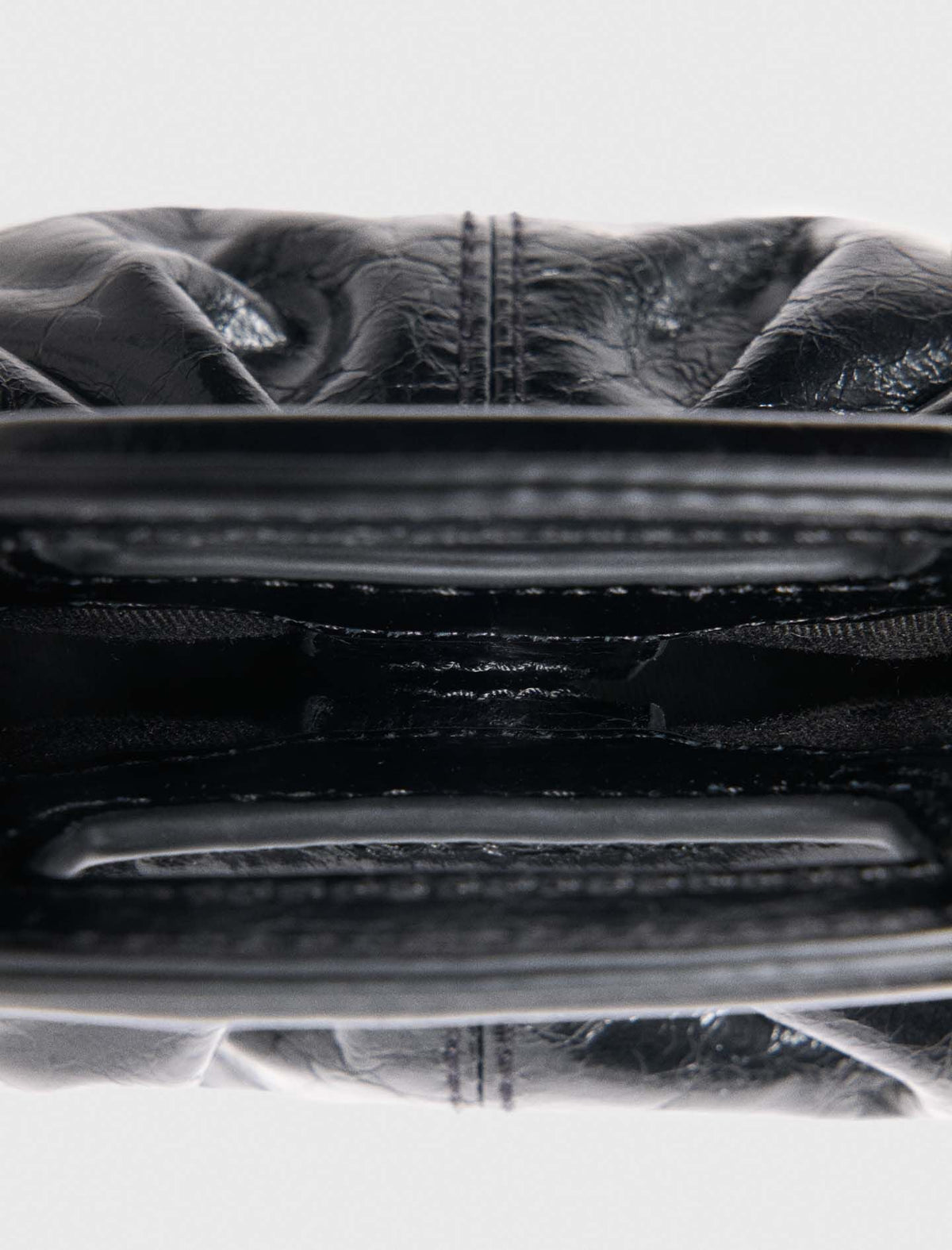 Crackled leather Milpli mini Clutch | Maje