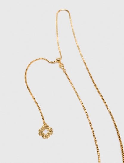 Zodiac sign plaque necklace | Maje